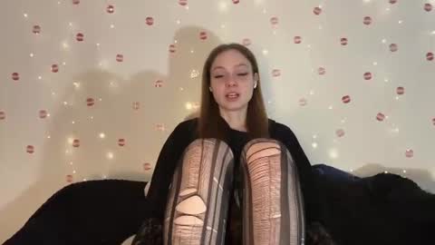 Kylie online show from July 18, 9:11 am