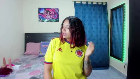Snapshot of selenestark chatting on September 10, 1:50 am Sele online show from September 10, 1:50 am