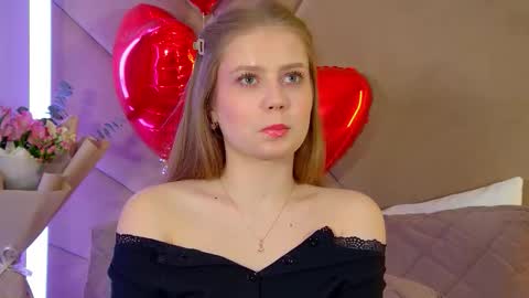 SelinSwarovski online show from February 12, 12:25 am