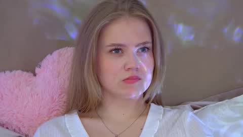 SelinSwarovski online show from September 30, 9:03 pm