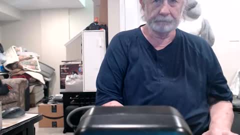 selkie2s online show from May 16, 10:36 am