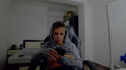 sellena_angel online show from November 18, 8:56 pm