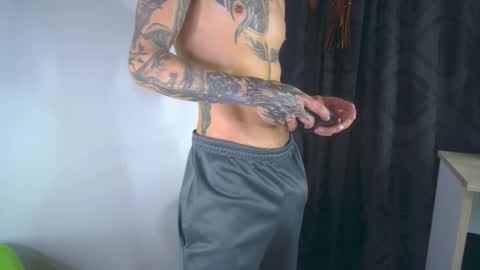 sem_alas online show from February 7, 1:52 am