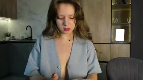 Snapshot of sen0_rita chatting on October 18, 9:24 am Ami online show from October 18, 9:24 am