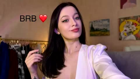 sensuallucy233 online show from February 4, 5:55 am