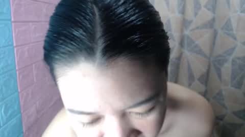 Snapshot of sensuouslips chatting on October 9, 3:12 am SensuousLips online show from October 9, 3:12 am