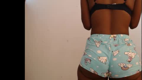 Anne online show from December 16, 2:01 pm