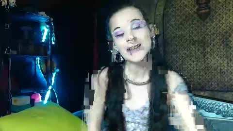 Seraphin Munster online show from March 12, 5:16 pm