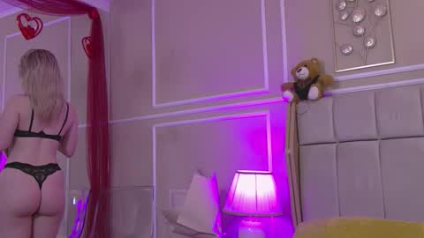 Serena online show from March 3, 12:34 pm