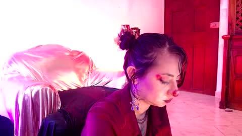 Serena Xyz online show from October 31, 9:15 pm