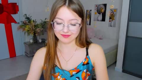 Snapshot of sereneflame chatting on February 24, 7:30 pm Ophelia online show from February 24, 7:30 pm