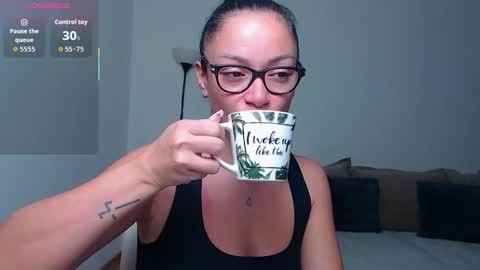 SereneSophi online show from November 24, 1:59 am