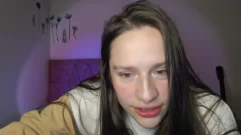 serenity_crystal online show from April 22, 2:08 am