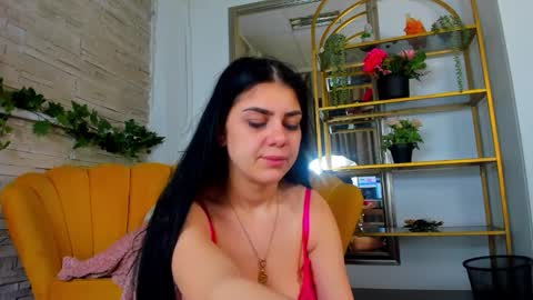 SerennaNoir online show from January 6, 5:33 am