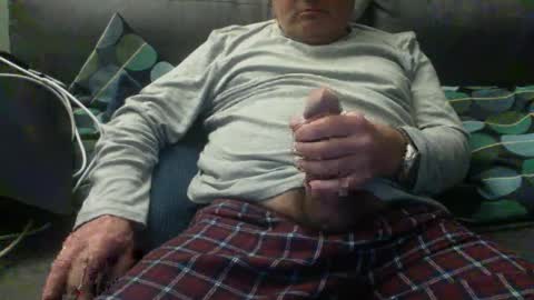 serge8413 online show from February 25, 5:41 am