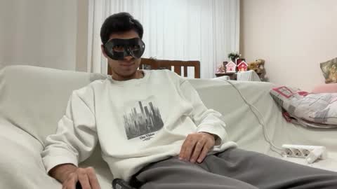 sero98313230 online show from March 9, 7:24 am