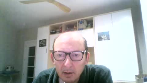 Snapshot of serrano49 chatting on September 24, 4:30 am serrano49 online show from September 24, 4:30 am