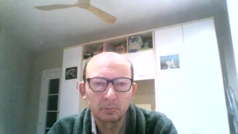 Snapshot of serrano49 chatting on September 30, 6:13 am serrano49 online show from September 30, 6:13 am