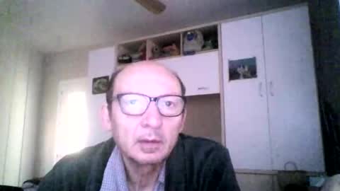 Snapshot of serrano49 chatting on October 2, 6:34 am serrano49 online show from October 2, 6:34 am
