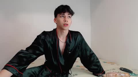 Snapshot of seth_ryder chatting on March 2, 6:59 am seth_ryder online show from March 2, 6:59 am