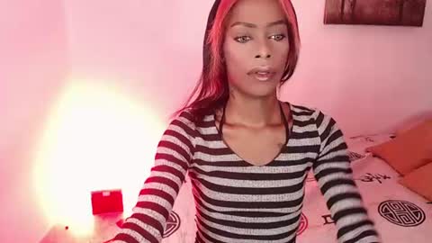 sex_hornyxts online show from July 13, 4:54 pm