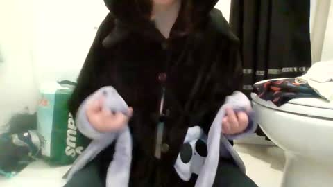 Snapshot of sexislitpuss69 chatting on February 16, 4:32 pm sexislitpuss69 online show from February 16, 4:32 pm