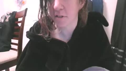 Snapshot of sexislitpuss69 chatting on October 19, 3:27 pm sexislitpuss69 online show from October 19, 3:27 pm