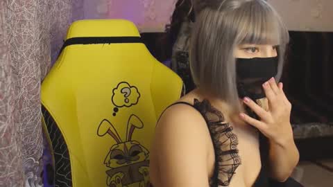 Snapshot of sexlove12001 chatting on October 16, 10:48 am Margo sha online show from October 16, 10:48 am