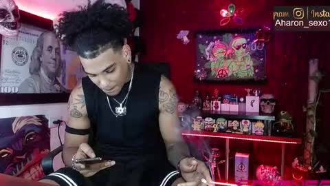 Aharon  ravelo online show from January 16, 4:32 am