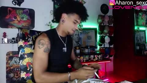 Snapshot of sexo_aharon chatting on October 20, 5:34 am Aharon ravelo online show from October 20, 5:34 am