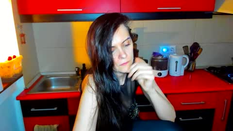 sexqueen1111 online show from March 1, 7:40 pm