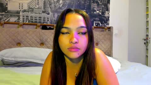 Snapshot of sexualmindset chatting on October 15, 2:18 pm Andrea online show from October 15, 2:18 pm