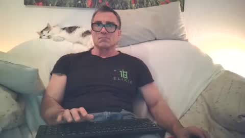 Sexurbation online show from April 23, 9:16 pm