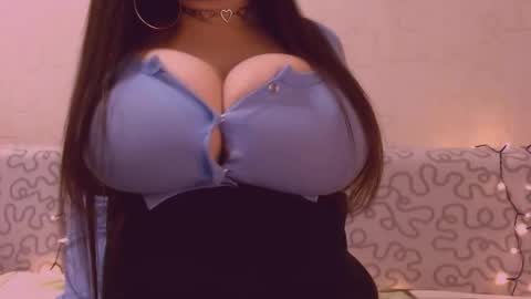 Julia online show from February 4, 2:54 pm