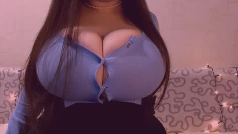 Julia online show from November 3, 4:08 pm