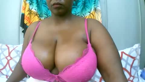 sexxi_ebony online show from December 18, 5:25 am