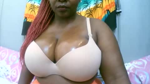 sexxi_ebony online show from January 15, 12:25 pm