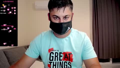 Snapshot of sexxxdickbig chatting on September 21, 6:01 pm Tommy online show from September 21, 6:01 pm