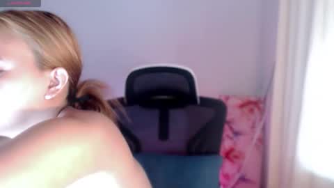 sexxxy_caroline online show from May 9, 11:27 am