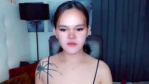 sexxxy_caroline online show from January 9, 8:34 am