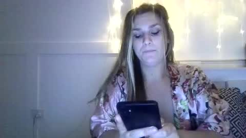 sexxxyvibes online show from October 7, 4:41 am