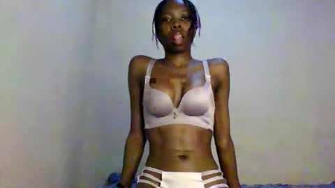 sexxy_natasha19 online show from May 7, 11:39 am