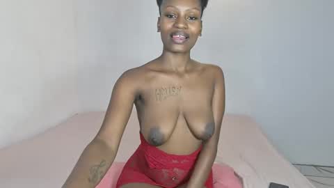 sexxypixie online show from May 26, 5:19 pm