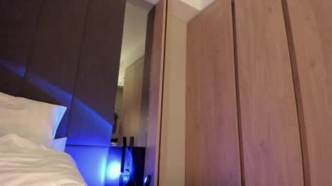 Snapshot of sexy__lizzy__ chatting on January 2, 11:06 pm Hello dear. I will be glad to meet you. see you soon. online show from January 2, 11:06 pm