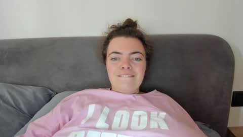 Snapshot of sexy__lizzy__ chatting on October 21, 11:15 am Hello dear. I will be glad to meet you. see you soon. online show from October 21, 11:15 am