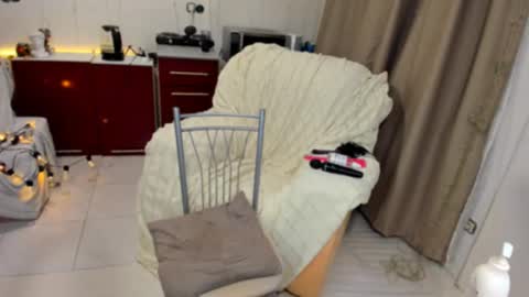 Alice online show from February 10, 9:58 pm