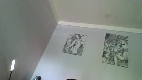 sexy_brunette8826 online show from April 29, 10:25 pm