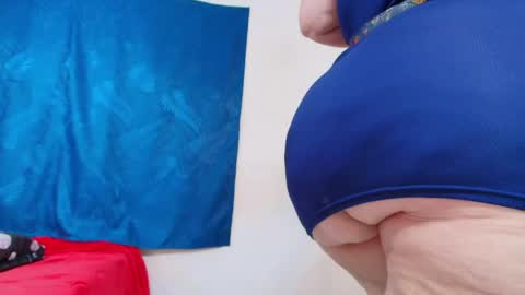 karla           instagram  online show from April 14, 5:05 pm