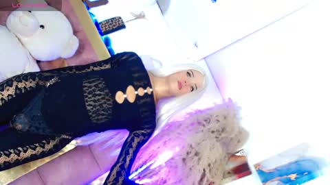 sexy_dulcedoll online show from May 12, 7:50 am