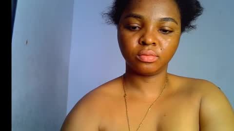 Clara online show from November 30, 7:48 am